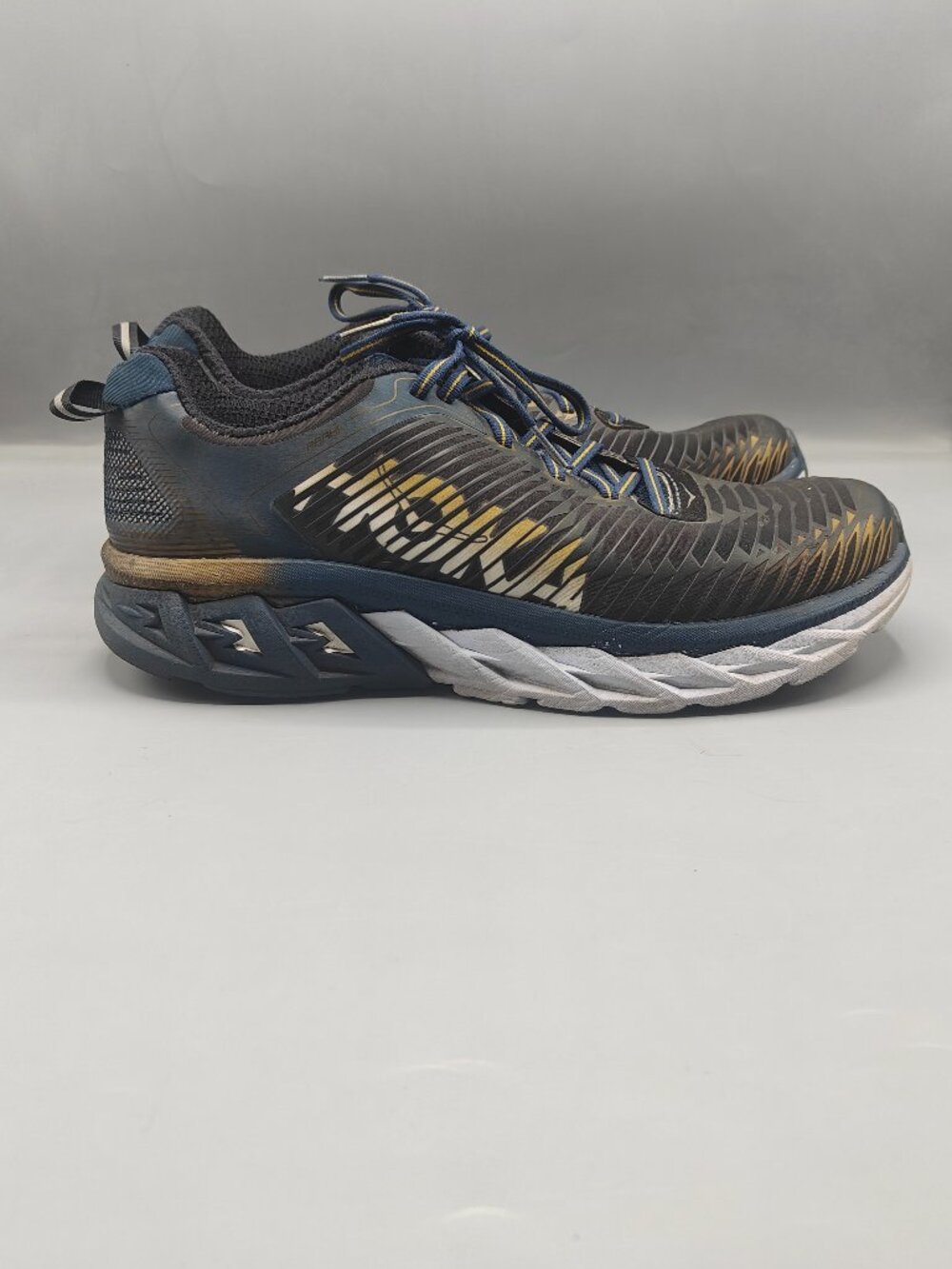 Hoka One One Arahi Men's 10.5 1016258 MNMG Blue Running Athletic, Shoes